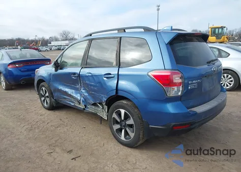 2017 Subaru Forester 2.5I Premium z USA, uszkodzony, nr VIN JF2SJAEC5HH485250